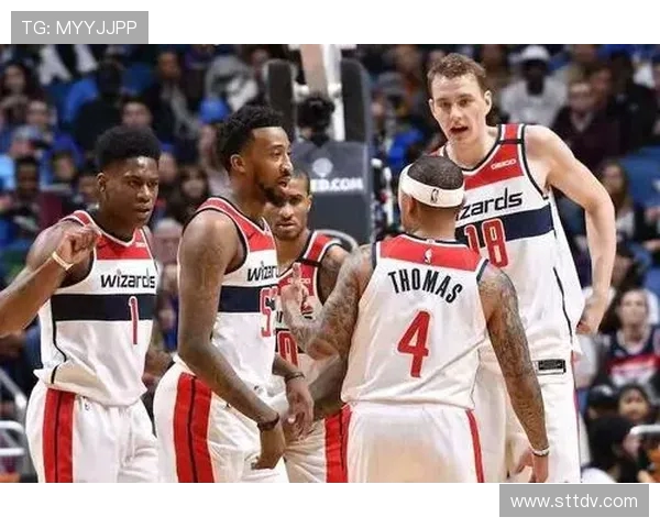 老鹰六连败阴影下十五胜十八负徘徊东部第十席位考验前景竞技状态